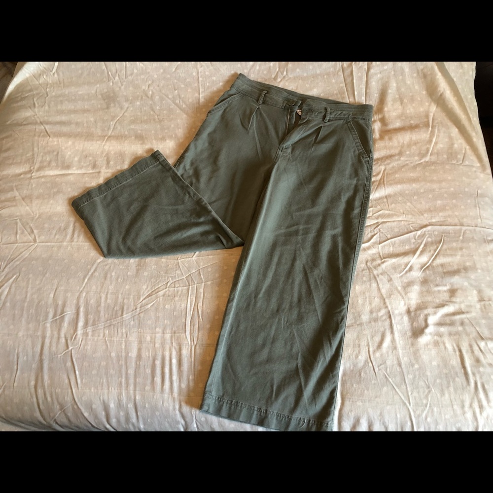 GAP Kids Green Flare Leg Pants (Size 18)